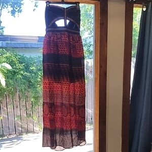 Sans Souci Black and Red Backless Dress